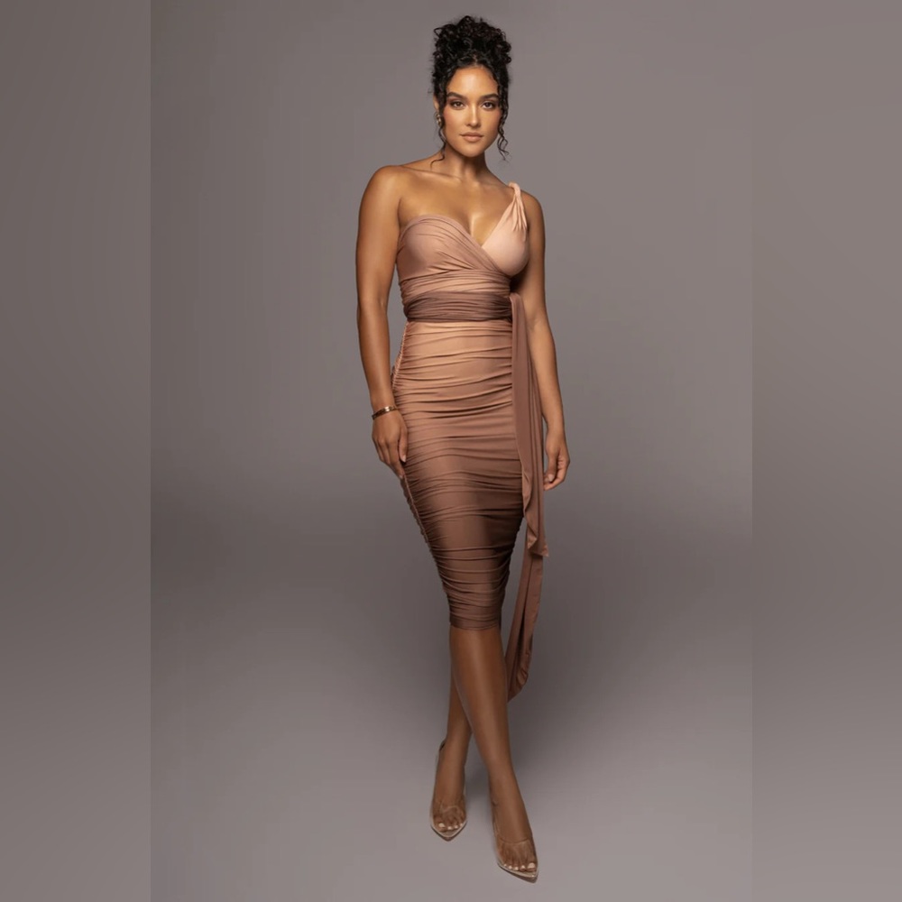 BROWN OMBRÉ EDGE OF ROMANCE MIDI DRESS